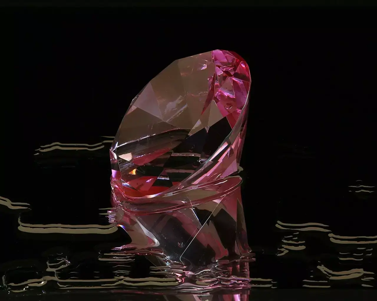 imagen de referencia de un diamante rosa