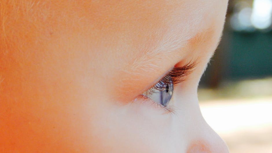 Photo d'un oeil d'enfant