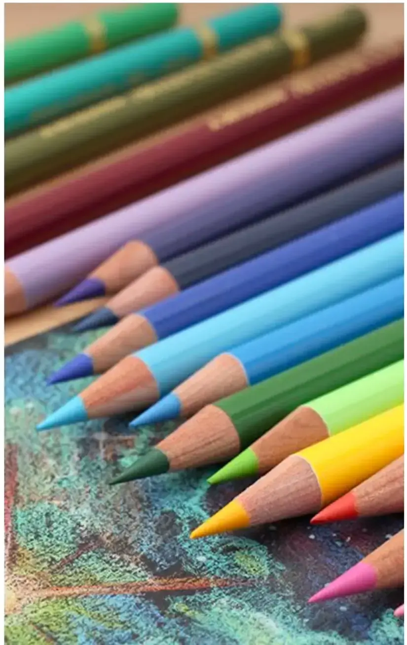dibujar en papel con lápices de colores